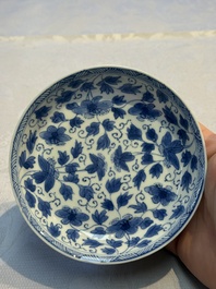 Nine Chinese blue and white cups and 12 saucers, Kangxi