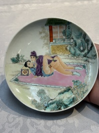 A pair of Chinese famille rose 'Erotic' plates, Chun Yi Tang Zhi 春怡堂制 mark, 20th C.
