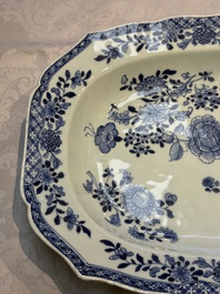 A Chinese blue and white dish, tureen and stand with floral design, Qianlong