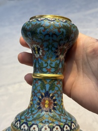 A fine Chinese cloisonn&eacute; garlic-mouth bottle vase with Arabic inscription, Qianlong mark, 20th C.