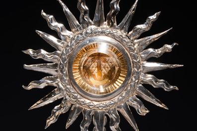A silver 'Sunburst' reliquary monstrance with a sealed relic of the Cross, Flanders or France, 18th C.