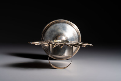 A silver 'Sunburst' reliquary monstrance with a sealed relic of the Cross, Flanders or France, 18th C.