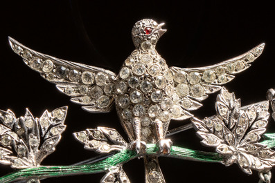 Roger Jean Pierre (ca. 1910 -1984) for Christian Dior: A rare silver 'En Tremblant' bird brooch with enamel, paste and glass pearls, 1958