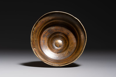A Flemish knotted brass candlestick, 15/16th C.