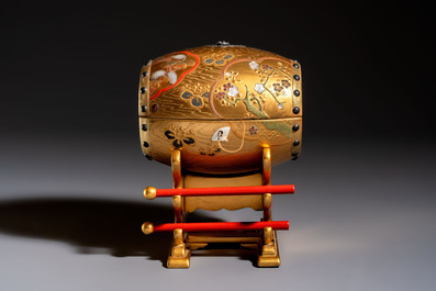 A Japanese Shibayama lacquer taiko drum-shaped casket on its original stand, Taisho, 19/20th C.