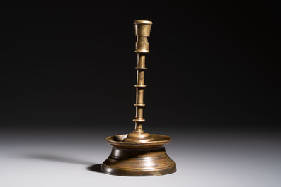 A Flemish knotted brass candlestick, 15/16th C.