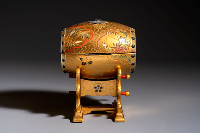 A Japanese Shibayama lacquer taiko drum-shaped casket on its original stand, Taisho, 19/20th C.
