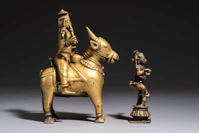 Two Indian bronze figures and two repouss&eacute; copper-alloy plaques, 18/19th C.