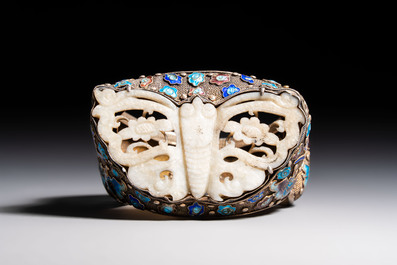 A Chinese jade-inset enamelled silver 'Butterfly' bracelet, 20th C.