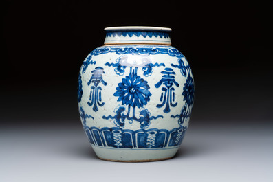 A Chinese blue and white covered jar and two polychrome-decorated jarlets with wooden covers, 18/19th C.
