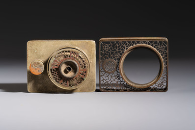 Two Chinese bronze censers and an oil lamp, Xuande and Jin Chun Yuan 金椿源 mark, 19/20th C.