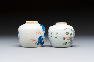 A Chinese blue and white covered jar and two polychrome-decorated jarlets with wooden covers, 18/19th C.