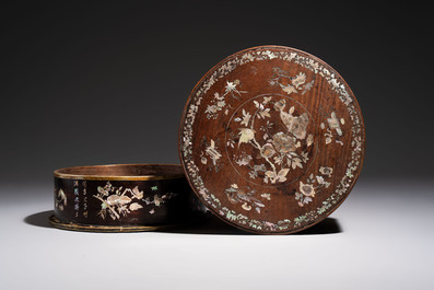 Two Vietnamese mother-of-pearl-inlaid wooden trays and a circular box and cover, 19th C.