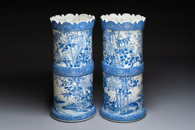 A pair of large Japanese blue and white stands, Keisa 瀬戸圭左製 and Yamakei 山圭制 marks, 19/20th C.