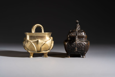 Two Chinese bronze censers and an oil lamp, Xuande and Jin Chun Yuan 金椿源 mark, 19/20th C.