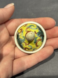 A large collection of 152 pieces, mainly Chinese porcelain covers, Kangxi and later