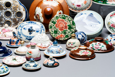 A large collection of 47 Chinese covers and lids, 18/20th C.