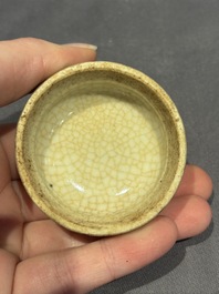 A large collection of 152 pieces, mainly Chinese porcelain covers, Kangxi and later