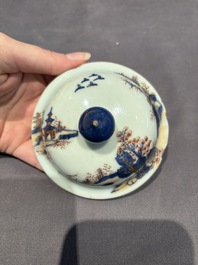 A large collection of 152 pieces, mainly Chinese porcelain covers, Kangxi and later
