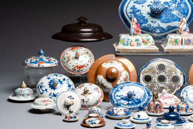 A large collection of 47 Chinese covers and lids, 18/20th C.
