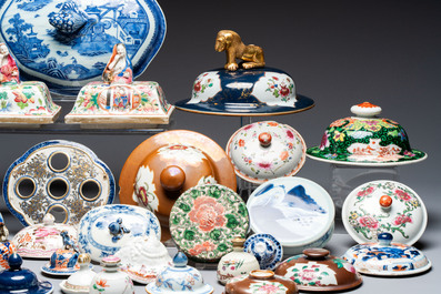 A large collection of 47 Chinese covers and lids, 18/20th C.