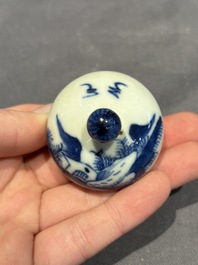 A large collection of 152 pieces, mainly Chinese porcelain covers, Kangxi and later