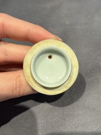 A large collection of 152 pieces, mainly Chinese porcelain covers, Kangxi and later