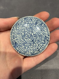 A large collection of 152 pieces, mainly Chinese porcelain covers, Kangxi and later