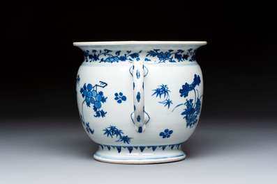 A Chinese blue and white 'Floral' chamber pot, Transitional period