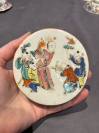 A large collection of 152 pieces, mainly Chinese porcelain covers, Kangxi and later