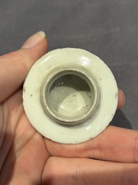 A large collection of 152 pieces, mainly Chinese porcelain covers, Kangxi and later