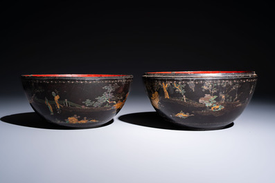 An unusual Chinese laque burgaut&eacute; 'Double Bowl' box depicting scenes from Xi Xiang Ji, Kangxi