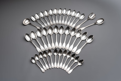 A French 111-piece silver-plated cutlery set, model Coquille, Christofle, 20th C.