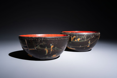 An unusual Chinese laque burgaut&eacute; 'Double Bowl' box depicting scenes from Xi Xiang Ji, Kangxi