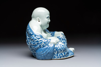 A Chinese blue and white Milefo Buddha, Wei Hongtai 魏洪泰 mark, 19th C.