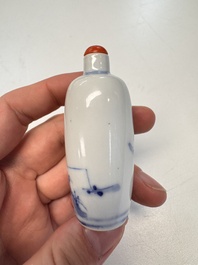 A Chinese blue and white 'Fisherman' snuff bottle, 19th C.