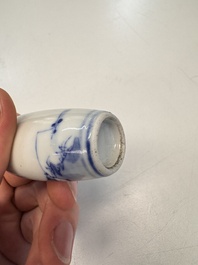 A Chinese blue and white 'Fisherman' snuff bottle, 19th C.