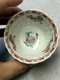 A pair of Chinese famille verte cups and saucers with floral design, Jade 玉 marks, 19th C.