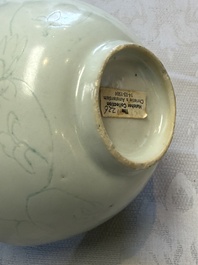 Six Chinese 'Hatcher Cargo' bowls and two blue and white shipwreck bowls, Transitional period