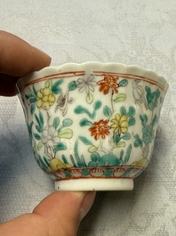 A pair of Chinese famille verte cups and saucers with floral design, Jade 玉 marks, 19th C.