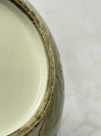 A fine Chinese famille verte 'Peacocks' vase, 19th C.