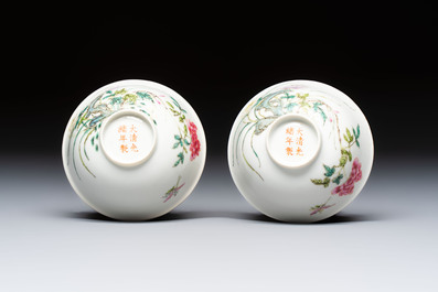 A pair of Chinese famille rose bowls with floral design, Guangxu mark of the period