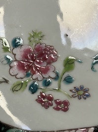A pair of fine Chinese famille rose black-ground 'Scrolls and Flowers' plates, Yongzheng/Qianlong