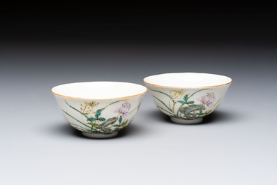 A pair of Chinese famille rose bowls with floral design, Guangxu mark of the period