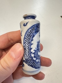 A fine Chinese blue and white 'Dragon' snuff bottle, 19th C.