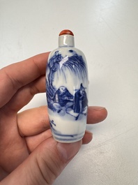 A Chinese blue and white 'Fisherman' snuff bottle, 19th C.