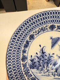 A Chinese blue and white 'La Dame au Parasol' plate after Cornelis Pronk, Qianlong