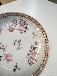 22 Chinese blue, white, famille rose and Imari-style wares, Kangxi and later