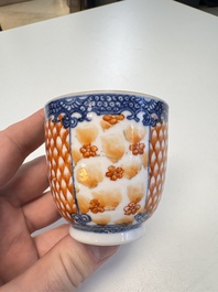 22 Chinese blue, white, famille rose and Imari-style wares, Kangxi and later