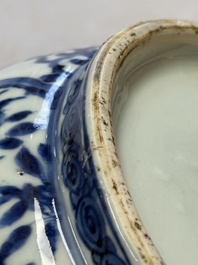 A circular Chinese blue and white box and cover, Wanli mark and of the period